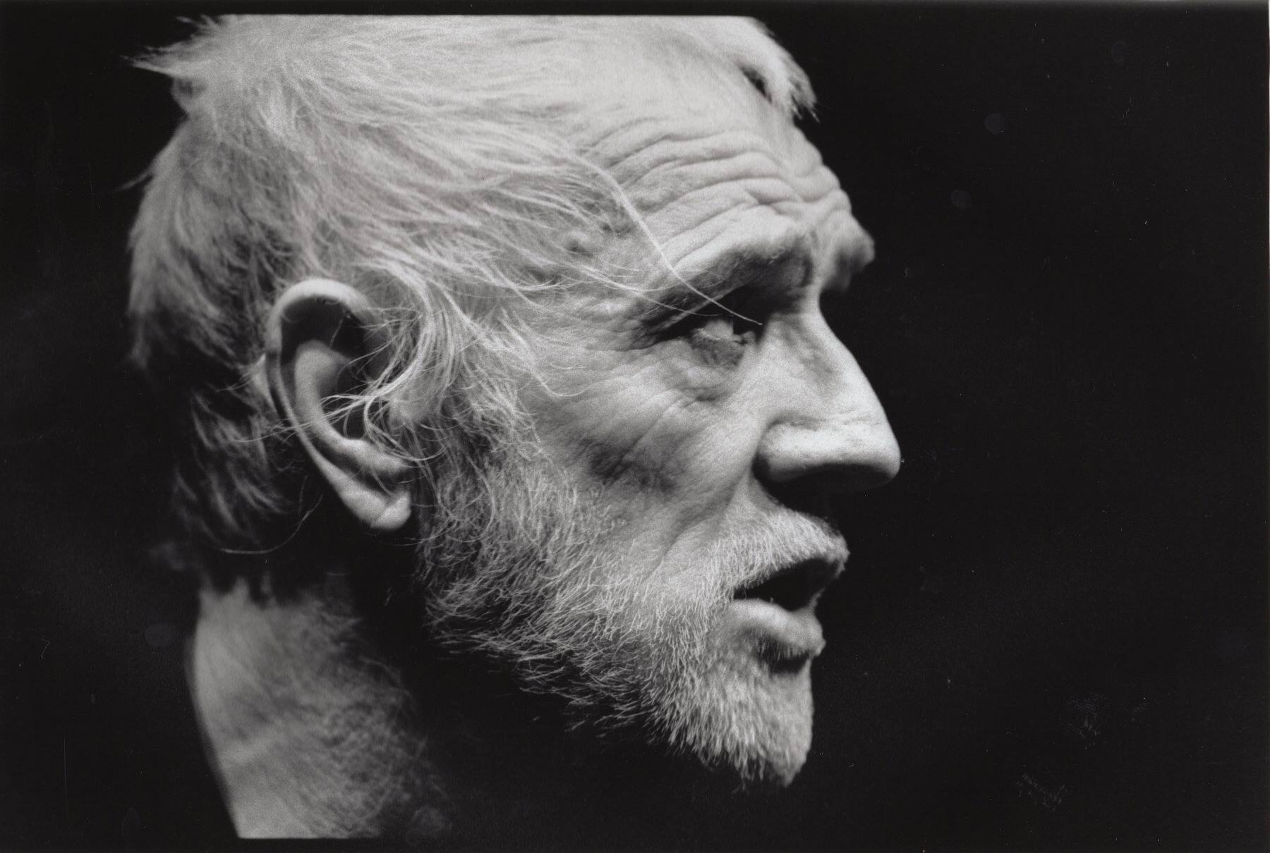 1_The_Ghost_of_Richard_Harris_Still.jpg