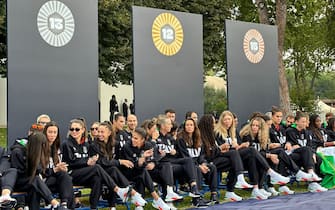 Un post tratto dal profilo X di ItaliaTeam (@ItaliaTeam_it): I medagliati italiani alle Olimpiadi di Parigi 2024 in viaggio verso il Quirinale per essere ricevuti da Sergio Mattarella +++ATTENZIONE LA FOTO NON PUO' ESSERE PUBBLICATA O RIPRODOTTA SENZA L'AUTORIZZAZIONE DELLA FONTE DI ORIGINE CUI SI RINVIA+++ NPK