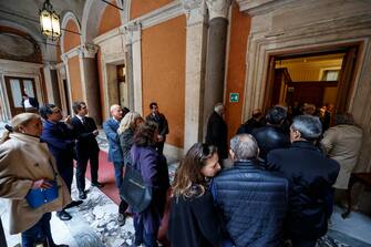 Camera ardente allestita per il senatore di Fratelli d Italia, Andrea Augello al Senato, Roma 01 maggio 2023. ANSA/FABIO FRUSTACI