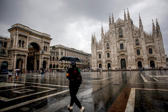 Maltempo a Milano, forti piogge e allagamenti: Seveso ha raggiunto la soglia d