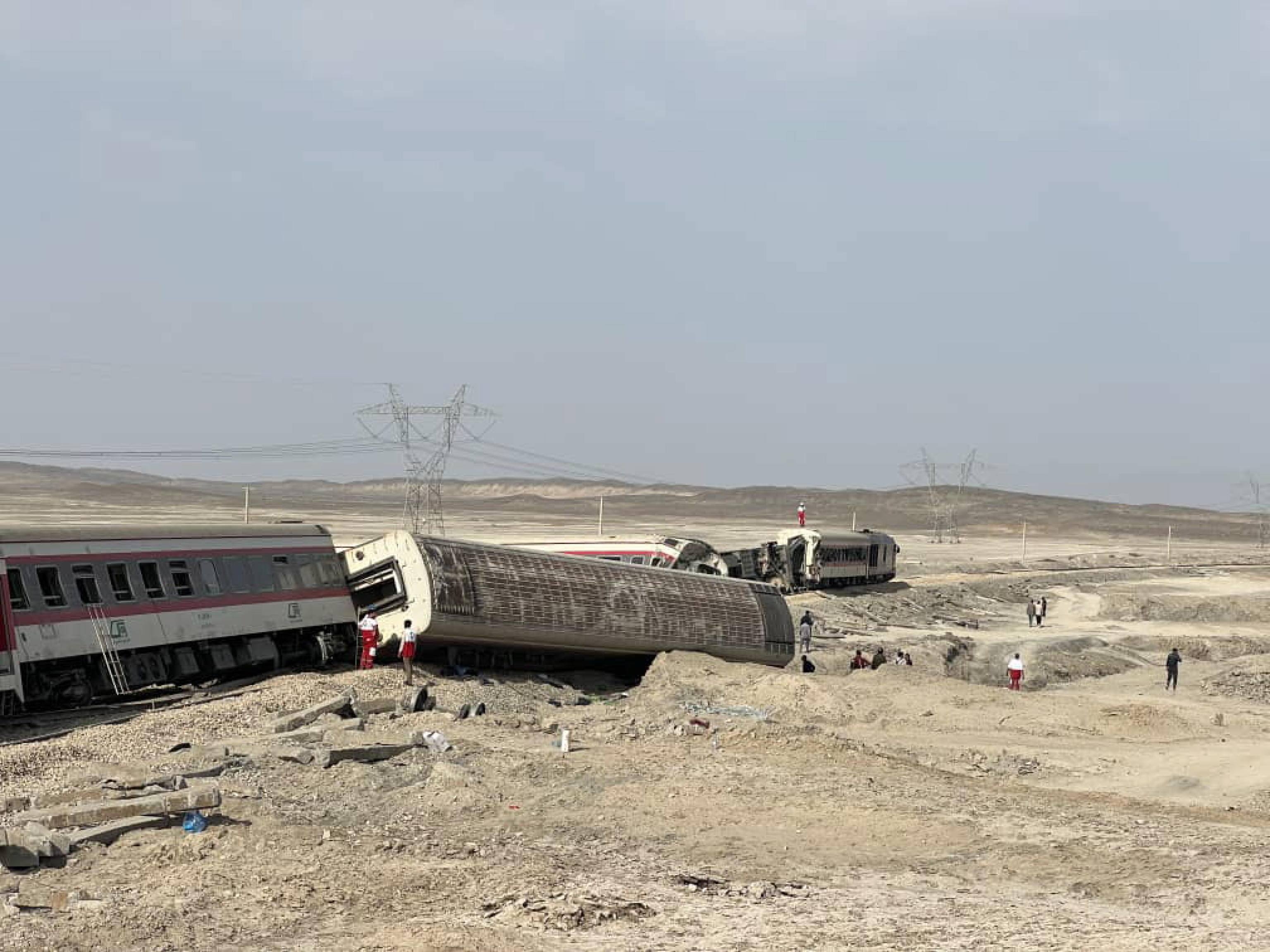 Treno deragliato in Iran