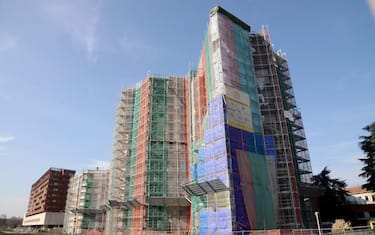 Milano - Milano - Milano, Cantieri edili con il Superbonus Centodiecipercento 110% (Milano - 2023-02-24, Maurizio Maule) p.s. la foto e' utilizzabile nel rispetto del contesto in cui e' stata scattata, e senza intento diffamatorio del decoro delle persone rappresentate (foto di repertorio - 2023-12-29, Maurizio Maule) p.s. la foto e' utilizzabile nel rispetto del contesto in cui e' stata scattata, e senza intento diffamatorio del decoro delle persone rappresentate