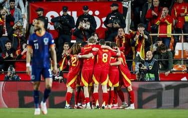Spagna-Olanda 5-4 d.c.r. (2-2 all'andata)