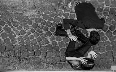 (SIMULAZIONE)
Una simulazione di un'aggressione a una donna, Roma, 17 ottobre 2017.
ANSA/ALESSANDRO DI MEO