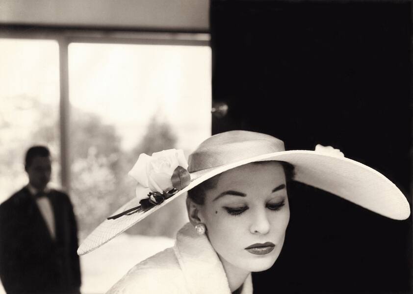 Helmut_Newton_Fashion_Melbourne_1955_©_Helmut_Newton_Foundation.jpg