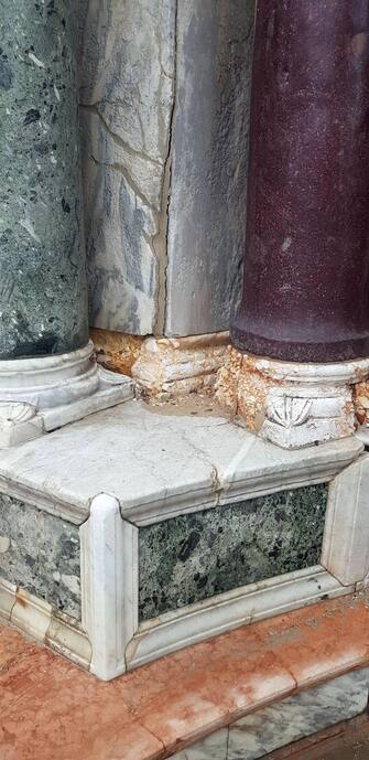 This handout photo provided on 19 November 2019 by the Procuratoria di San Marco Press Office shows a detail of the base of a column in the Basilica of San Marco, damaged by last week's flooding in Venice, northern Italy.
ANSA/ PRESS OFFICE/ PROCURATORIA DI SAN MARCO
+++ ANSA PROVIDES ACCESS TO THIS HANDOUT PHOTO TO BE USED SOLELY TO ILLUSTRATE NEWS REPORTING OR COMMENTARY ON THE FACTS OR EVENTS DEPICTED IN THIS IMAGE; NO ARCHIVING; NO LICENSING +++ 