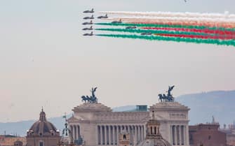 le Frecce Tricolori in volo