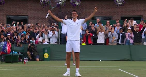 https://static.sky.it/editorialimages/c932fd1737a91accacafe687de6f54e54fa9dd89/skysport/it/tennis/video/2025/07/05/sonego-nakashima-wimbledon-2025-esultanza/OG_screen_sonego.jpg?im=Resize,width=565