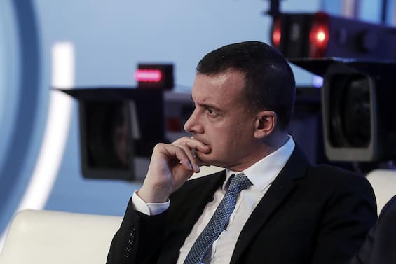 Truffa a Casalino, a processo 2 titolari della ditta ristrutturazioni