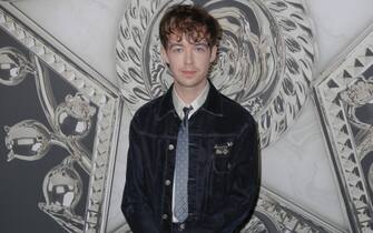 Alex Lawther attends the Christian Dior Fall-Winter 2022/2023 Menswear fashion show as part of the Paris Fashion Week on January 21, 2022 in Paris, France.