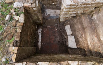 Il bagno rituale ebraico emerso dagli scavi condotti a Ostia Antica, 10 marzo 2025.   NPK   ANSA / Ufficio stampa Ministero Cultura     +++ ANSA PROVIDES ACCESS TO THIS HANDOUT PHOTO TO BE USED SOLELY TO ILLUSTRATE NEWS REPORTING OR COMMENTARY ON THE FACTS OR EVENTS DEPICTED IN THIS IMAGE; NO ARCHIVING; NO LICENSING +++