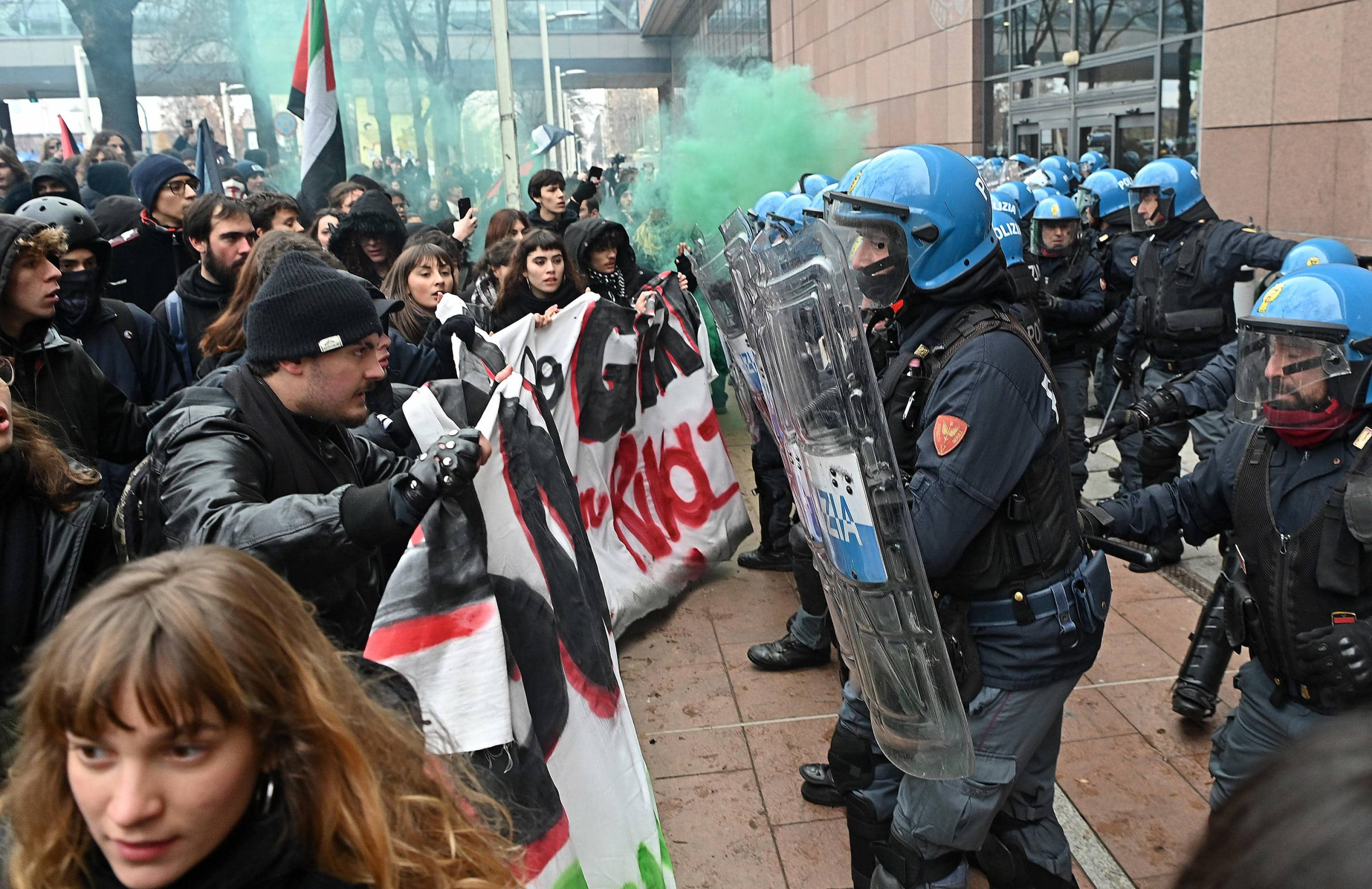 Torino scontri studenti