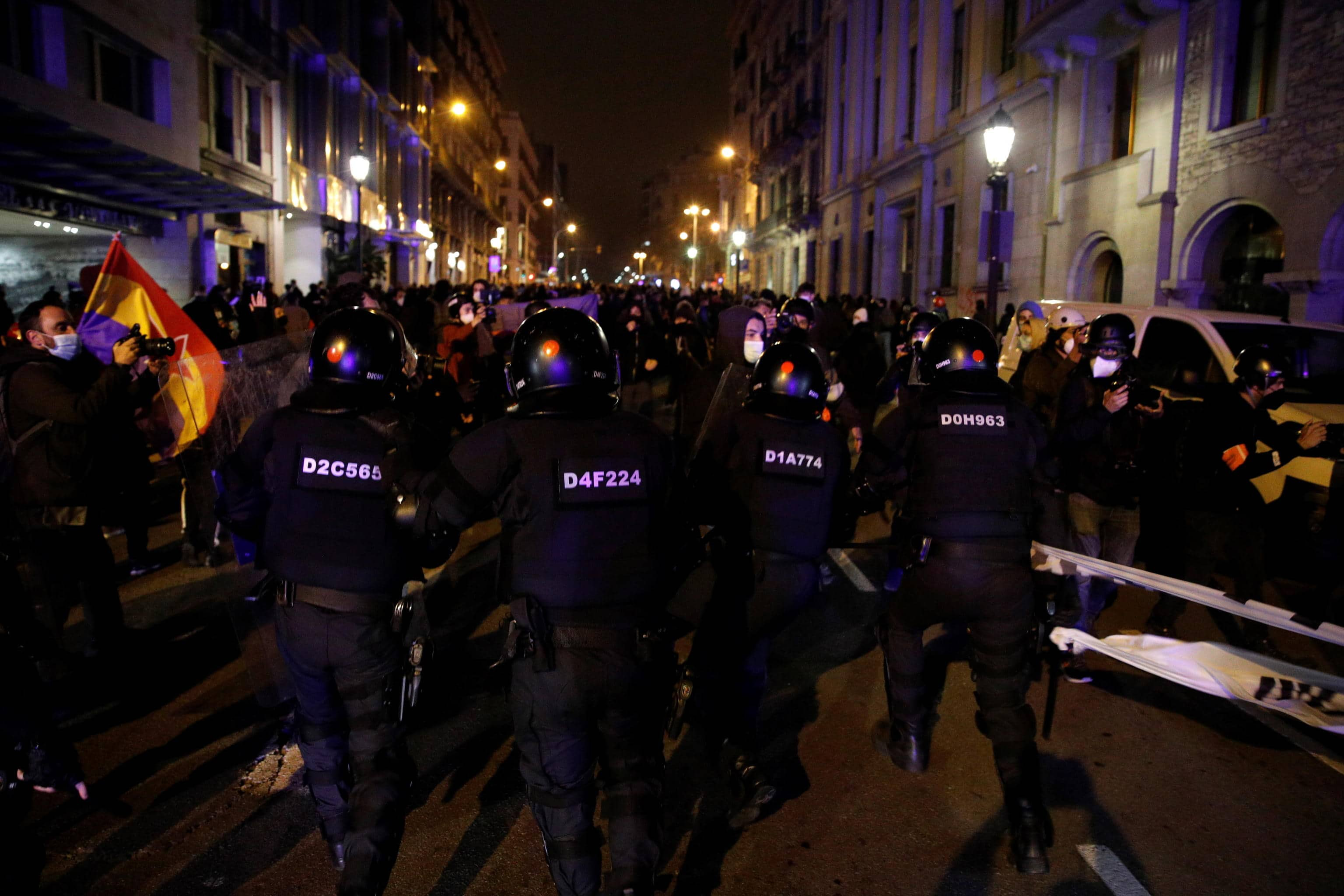 proteste barcellona pablo hasel