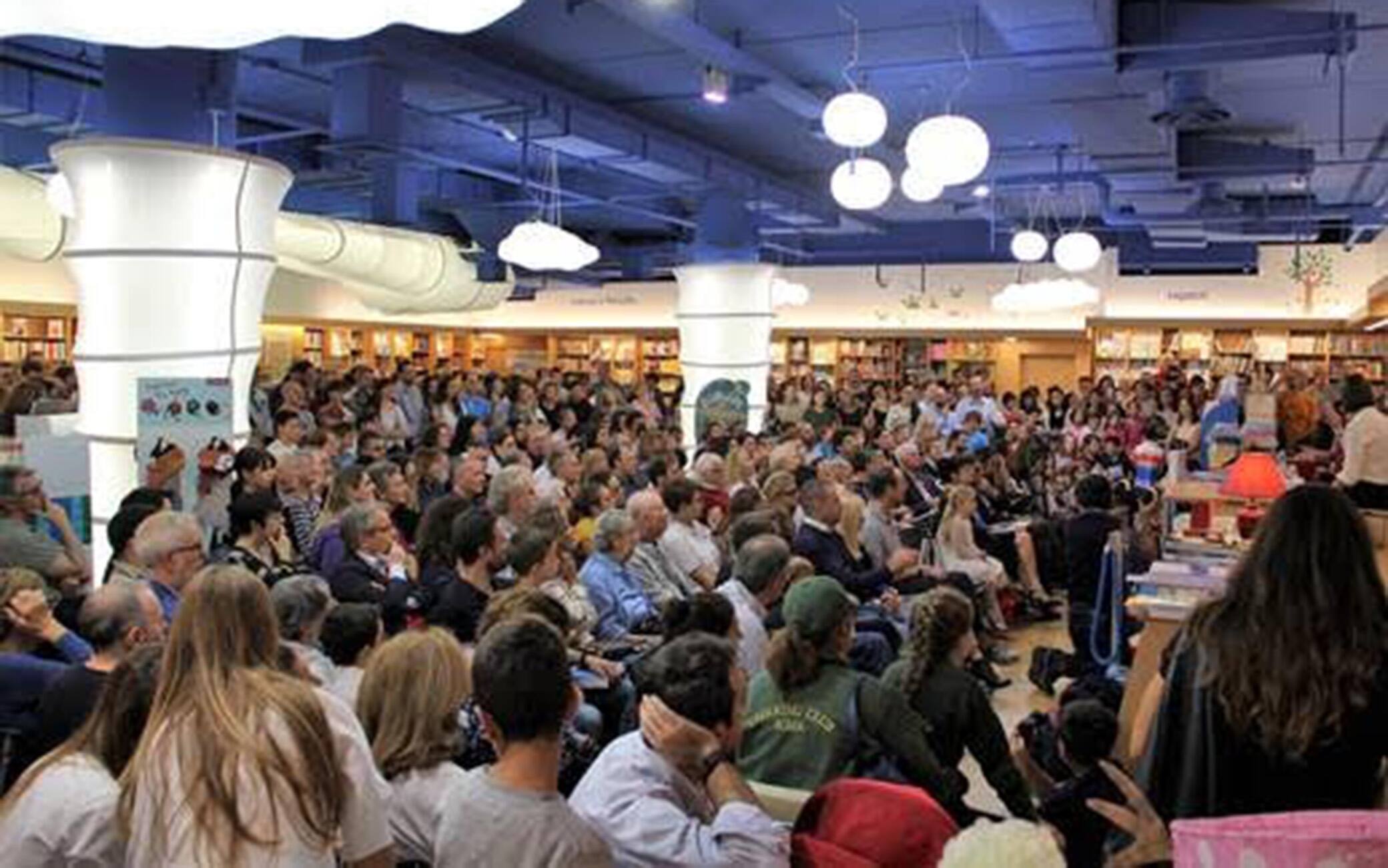 Libreria Nuova Europa i Granai