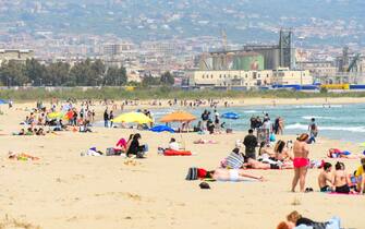 Nonostante la zona Arancione, Spiagge prese d'assalto il 1 Maggio