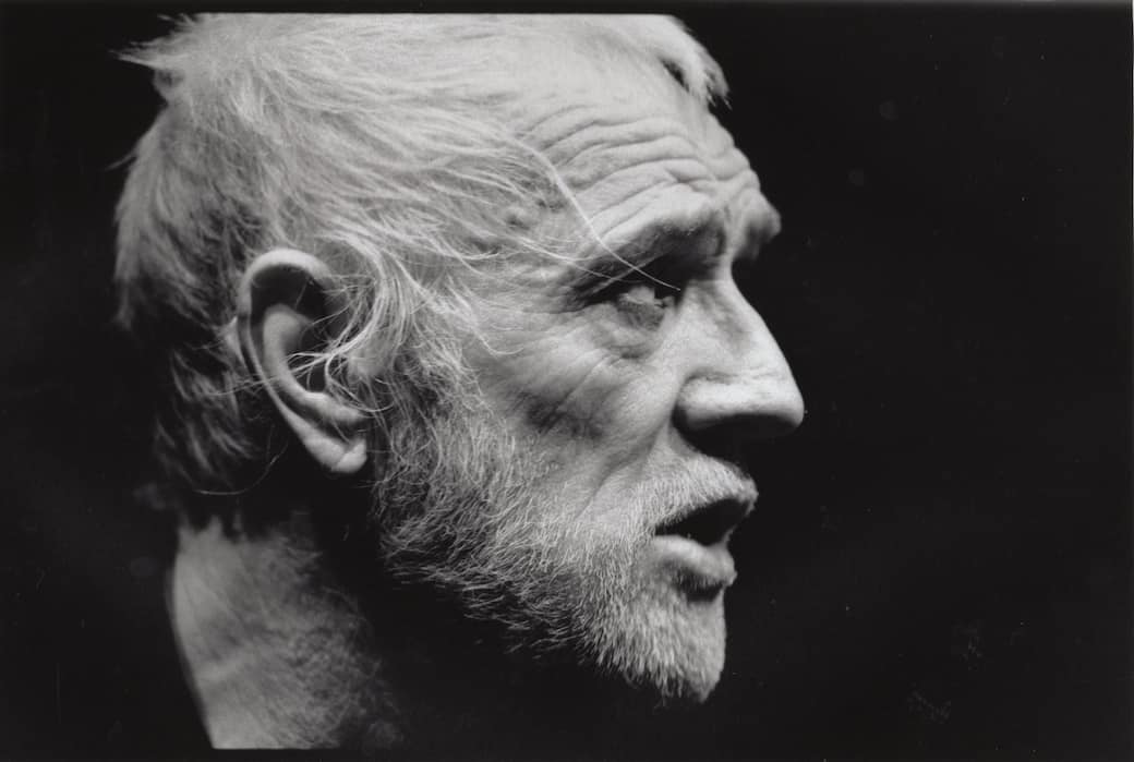 1_The_Ghost_of_Richard_Harris_Still.jpg