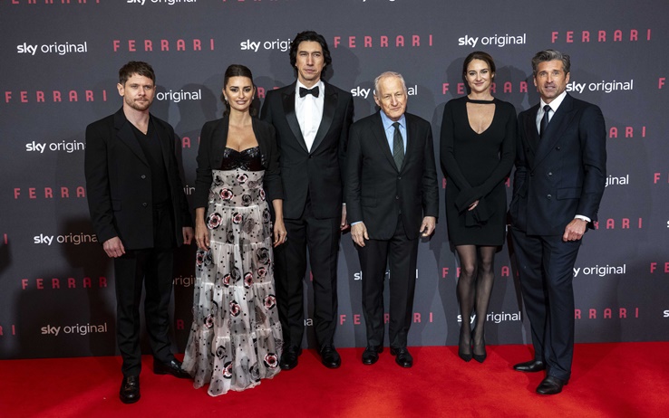 F1, 'Ferrari': a Londra la première del film con Penelope Cruz e Adam