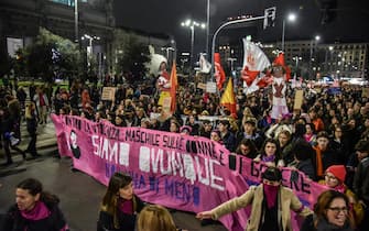 Manifestazione femminista contro la violenza sulle donne di ‘Non Una di Meno’ partita da piazza Duca d’Aosta, Milano 8 Marzo 2023
ANSA/MATTEO CORNER