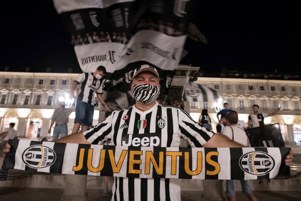 Palloncini Juventus  festa super tifosi su !