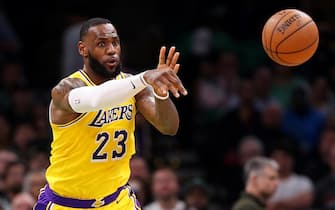BOSTON, MASSACHUSETTS - FEBRUARY 07: LeBron James #23 of the Los Angeles Lakers makes a pass during the second half against the Boston Celtics at TD Garden on February 07, 2019 in Boston, Massachusetts. NOTE TO USER: User expressly acknowledges and agrees that, by downloading and or using this photograph, User is consenting to the terms and conditions of the Getty Images License Agreement. (Photo by Maddie Meyer/Getty Images)