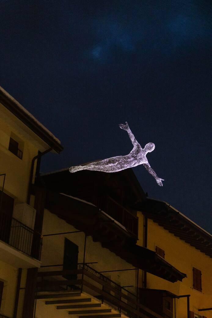 Cédric_Le_Borgne_L_uomo_volante._Photo_Giacomo_Bianchi.jpg