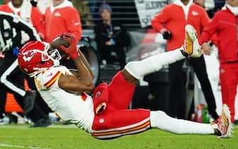 epa11111786 Kansas City Chiefs wide receiver Marquez Valdes-Scantling hauls in a catch from a pass by Kansas City Chiefs quarterback Patrick Mahomes against the Baltimore Ravens  during the second half of the AFC conference championship game between the Baltimore Ravens and the Kansas City Chiefs in Baltimore, Maryland, USA, 28 January 2024. The AFC conference championship Kansas City Chiefs will face the winner of the NFC conference championship game between the San Francisco 49ers and the Detroit Lions to advance to the Super Bowl LVIII in Las Vegas, Nevada, on 11 February 2024.  EPA/SHAWN THEW