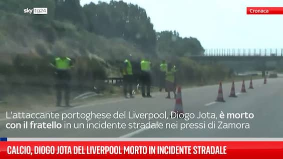 Calcio, Diogo Jota del Liverpool morto in incidente stradale Calcio, Diogo Jota del Liverpool morto in incidente stradale