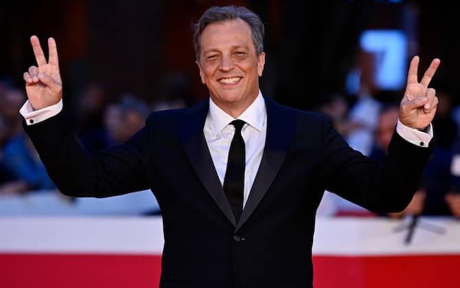Italian filmmaker Gabriele Muccino, arrives on the red carpet for the screening of the film Fino alla fine at the 19th annual Rome International Film Fest in Rome, Italy, 17 October 2024. The Festa del Cinema di Roma runs from 16 to 27 October 2024. ANSA/RICCARDO ANTIMIANI