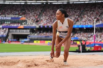 Larissa Iapichino from Italy secures 3rd place in the women's long jump during the Wanda Diamond League London Athletics Meet at the London Stadium, Queen Elizabeth Olympic Park , London, England on 20 July 2024. Photo by Scott Boulton.
Editorial use only, license required for commercial use. No use in betting, games or a single club/league/player publications.//UKSPORTSPICS_UKSPORTS0062/Credit:Scott Boulton/SIPA/2407211125