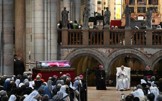 Manifestazione per la pace a Verona, Papa: “Città dell