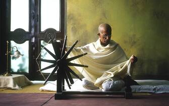 una scena del filn gandhi
