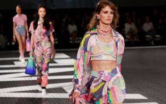 sfilata Chanel Cruise 2023/24