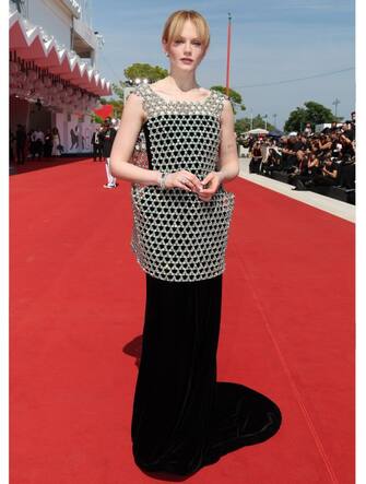 09-emma-laird-getty - 1