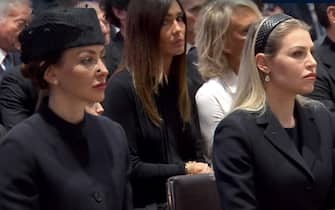 Le figlie Eleonora (S) e Barbara durante i funerali dell'ex presidente del Consiglio e leader di Forza Italia, Silvio Berlusconi, nel Duomo di Milano, 14 giugno 2023.
FERMO IMMAGINE RAIUNO