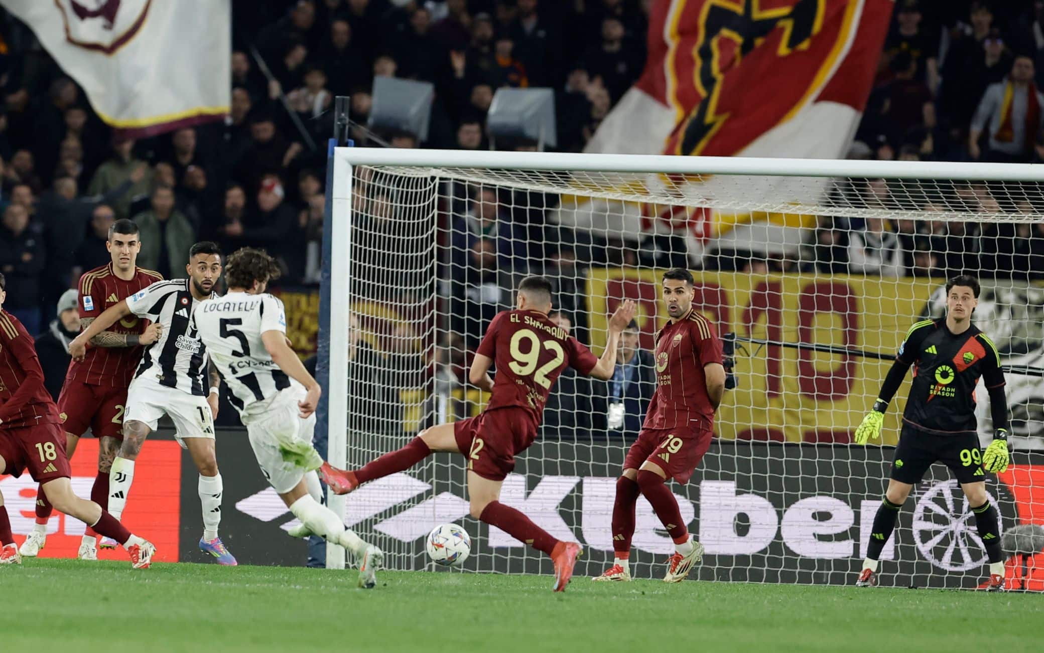 Locatelli sblocca la partita: 0-1 Juve all'Olimpico!