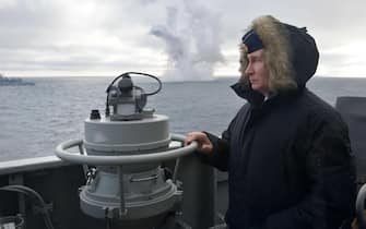 Russian President and Armed Forces Supreme Commander-in-Chief Vladimir Putin on board of the Russian Northern fleet's Marshal Ustinov missile cruiser watches the joint drills of the Northern and Black sea fleets in the Black Sea, Crimea, 09 January 2020. The exercise included Kalibr cruise missiles and Kinzhal hypersonic aero-ballistic ballistic missiles firing.  ANSA/ALEXEI DRUZHININ / SPUTNIK / KREMLIN POOL MANDATORY CREDIT