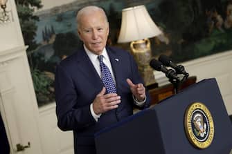 epa11138313 US President Joe Biden speaks after the release of the special counsel report about the classified documents found at Bidens private home, in the Diplomatic Room at the White House, in Washington, DC, USA, 08 February 2024.  EPA/Sipa USA / POOL