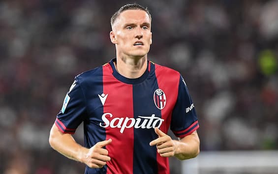 https://static.sky.it/editorialimages/ceb4e488d8647377bb31756a724b166c142389c6/skysport/it/calcio/champions-league/2024/10/01/liverpool-bologna-probabili-formazioni/aebischer_IPA_fotogramma.jpg?im=Resize,width=565