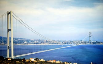 20100212 - MESSINA -  PONTE - - nella foto Immagine Ponte stretto di Messina ANSA/FRANCESCO SAYA /