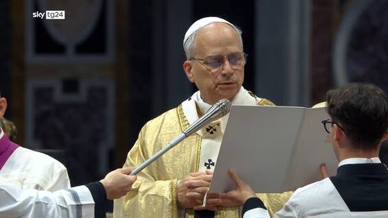Papa Leone XIV ordina 11 nuovi sacerdoti | Video Sky TG24