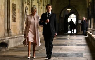 Il presidente francese Emmanuel Macron e la first lady Brigitte