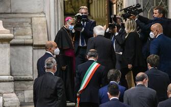 L’arrivo del presidente della Repubblica Sergio Mattarella alla Messa da Requiem in Duomo in ricordo delle vittime del covid-19