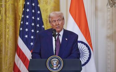 epa11894708 US President Donald Trump takes part in a news conference with Prime Minister of India Narendra Modi, not pictured, in the East Room of the White House in Washington, DC, USA, 13 February 2025.  EPA/JASON ANDREW / POOL