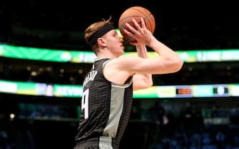 SALT LAKE CITY, UTAH - FEBRUARY 18: Kevin Huerter #9 of the Sacramento Kings shoots the ball in the 2023 NBA All Star Starry 3-Point Contest at Vivint Arena on February 18, 2023 in Salt Lake City, Utah. NOTE TO USER: User expressly acknowledges and agrees that, by downloading and or using this photograph, User is consenting to the terms and conditions of the Getty Images License Agreement. (Photo by Tim Nwachukwu/Getty Images)