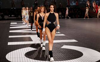 sfilata Chanel Cruise 2023/24
