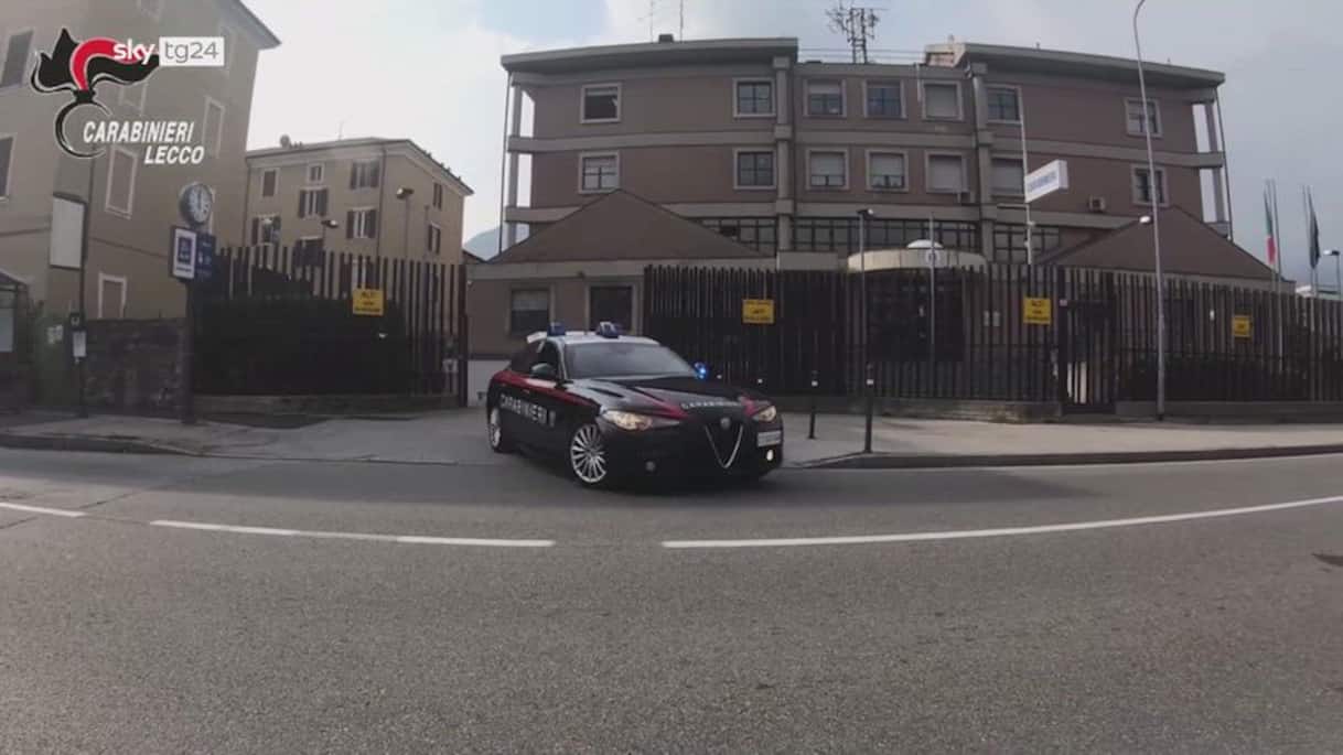 il trapper baby gang arrestato a milano trovato con pistola