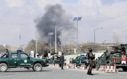 Kabul, attacco in ospedale militare