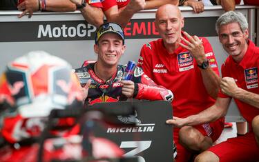 ACOSTA DI NUOVO MAGICO: 9