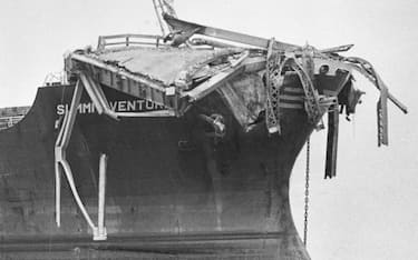 9th May 1980:  Debris from the Sunshine Skyway Bridge perched on the bow of the freighter 'Summit Venture' after the vessel rammed the bridge during a thunderstorm at Tampa Bay, Florida, causing 34 deaths.  (Photo by Keystone/Getty Images)