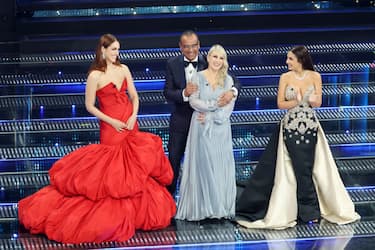 Il glamour e le emozioni di Miriam Leone ed Elettra Lamborghini